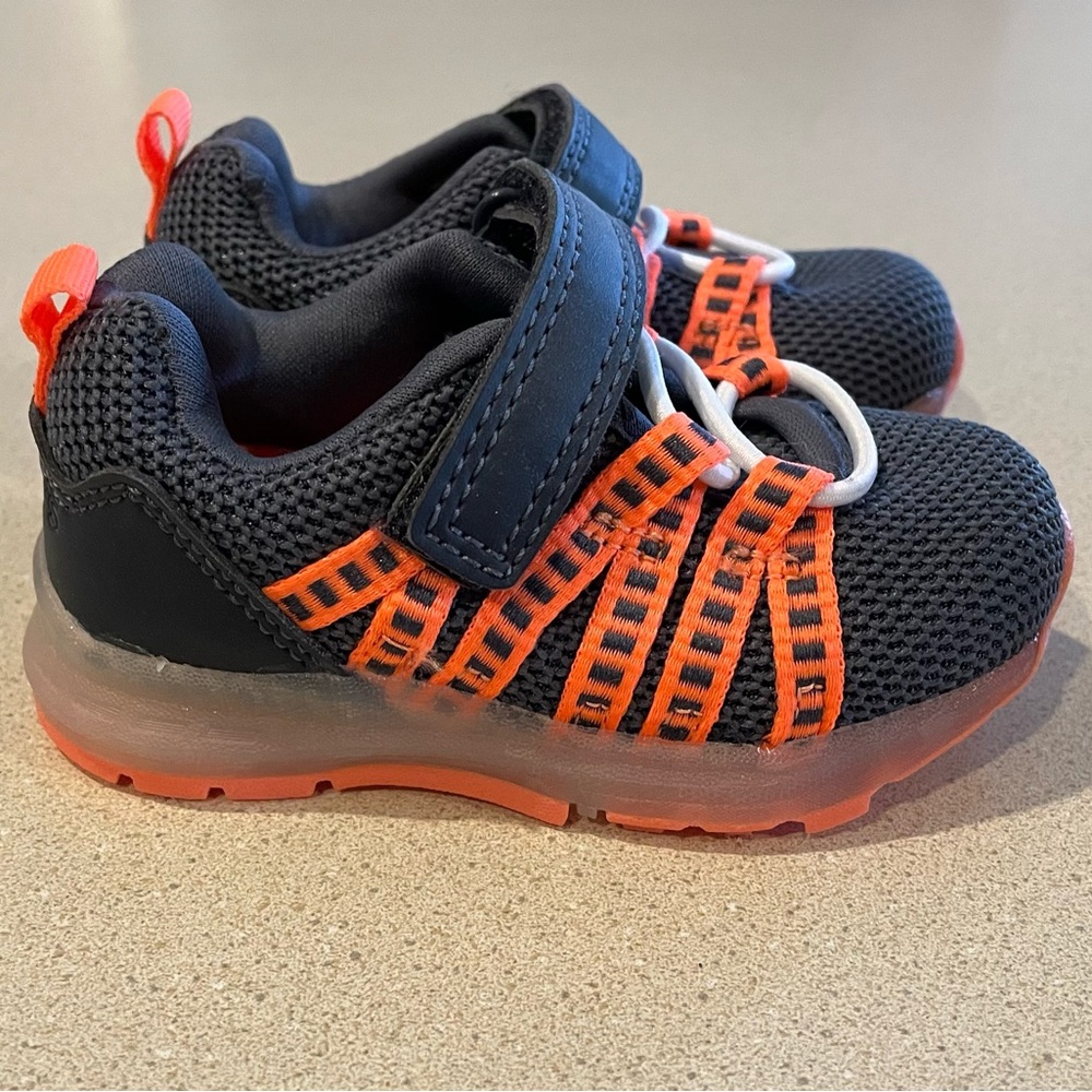 Carter’s NWOT Light-Up Sneakers- Toddler Size 4, Black/Orange